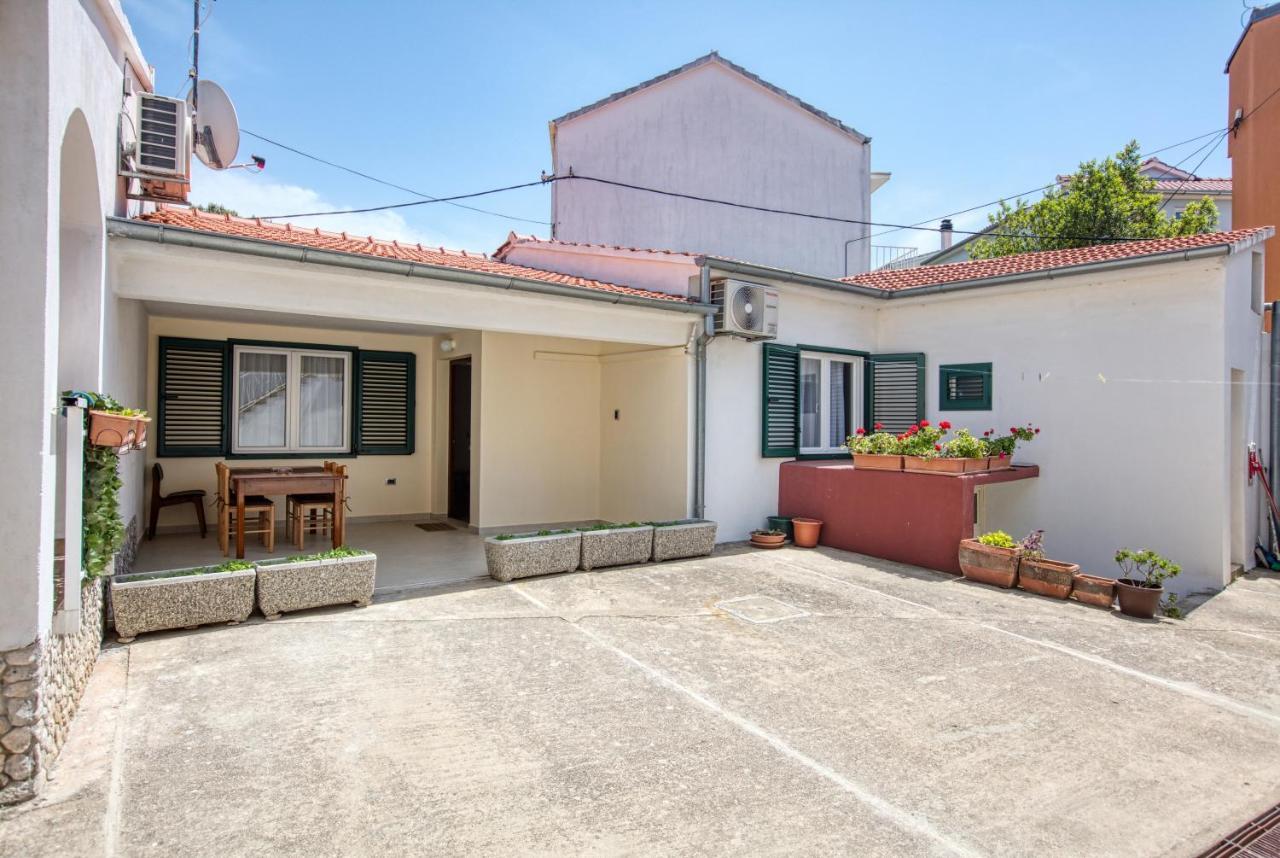 Family Friendly Seaside Apartments Brodarica, Sibenik - 4833 Brodarica  Esterno foto