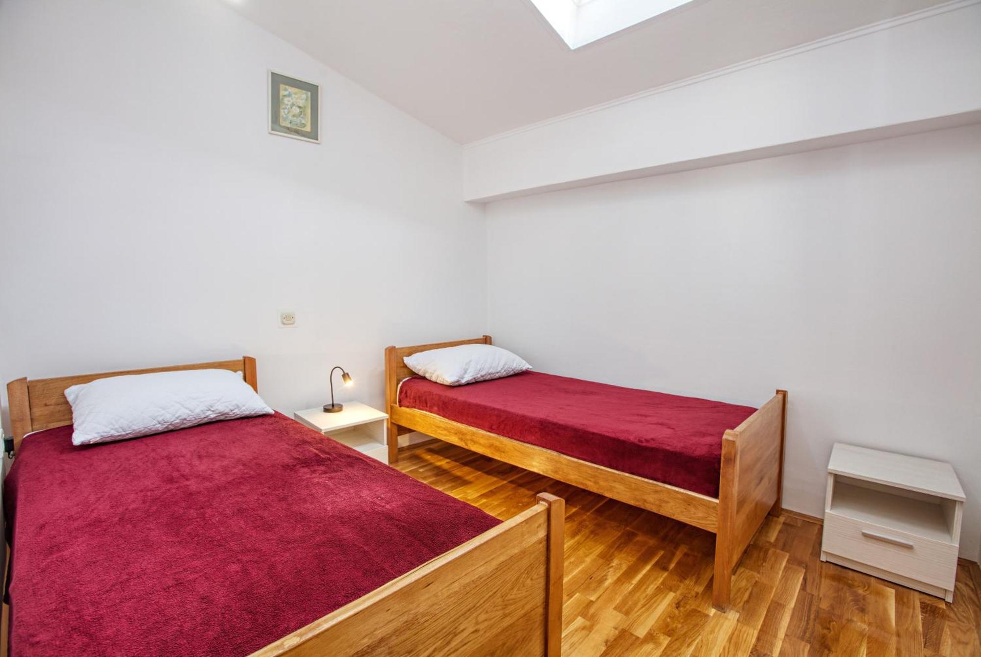 Family Friendly Seaside Apartments Brodarica, Sibenik - 4833 Brodarica  Esterno foto
