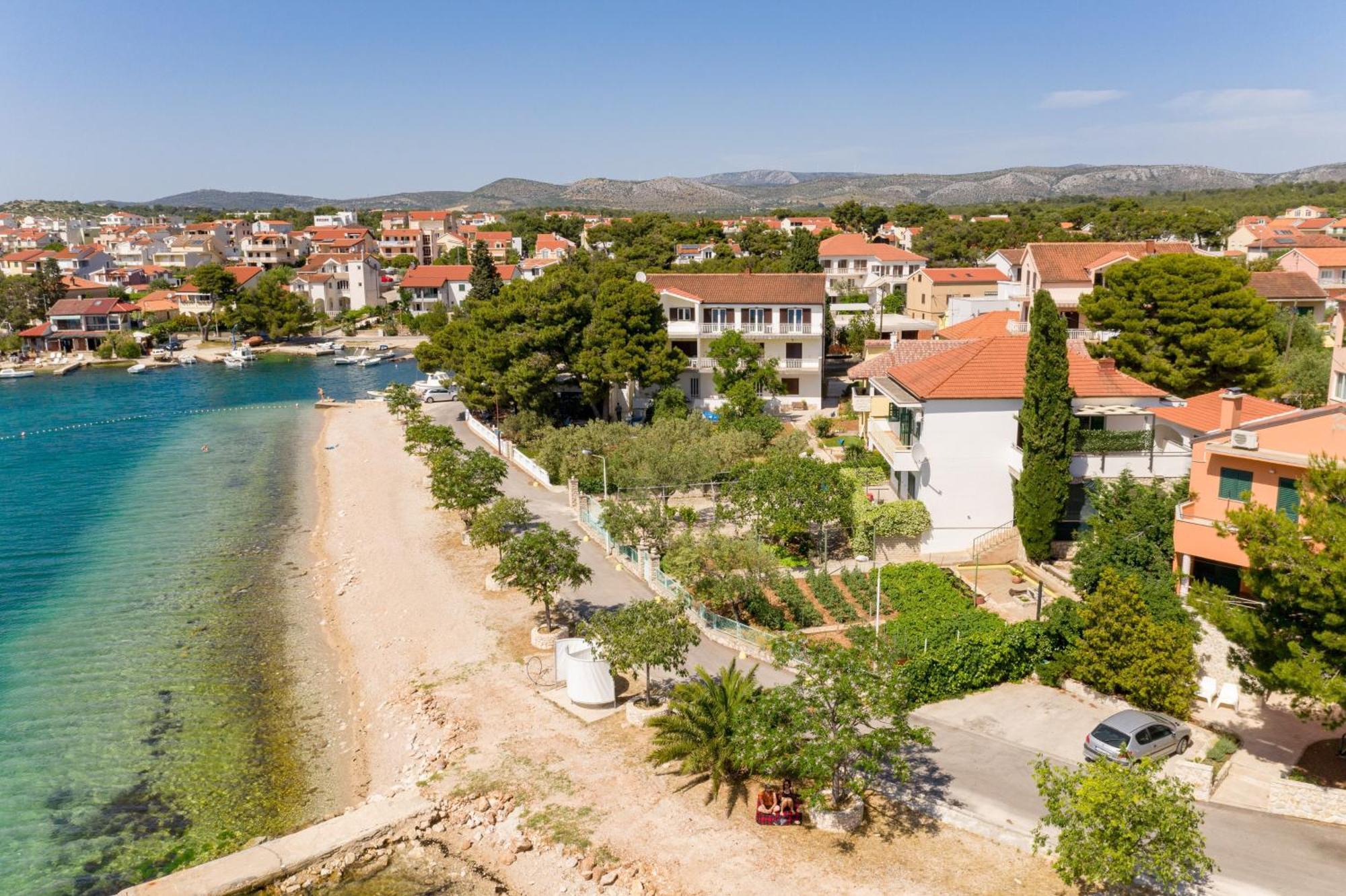 Family Friendly Seaside Apartments Brodarica, Sibenik - 4833 Brodarica  Esterno foto