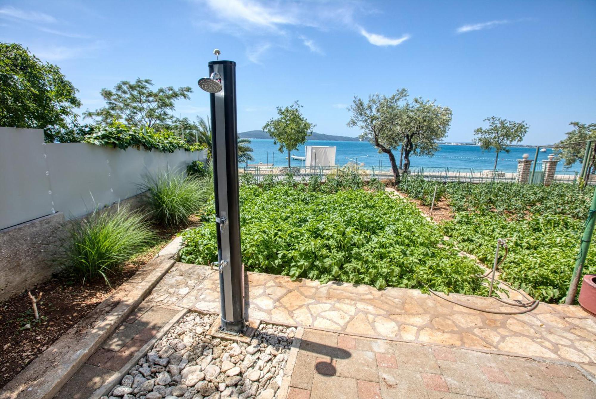 Family Friendly Seaside Apartments Brodarica, Sibenik - 4833 Brodarica  Esterno foto