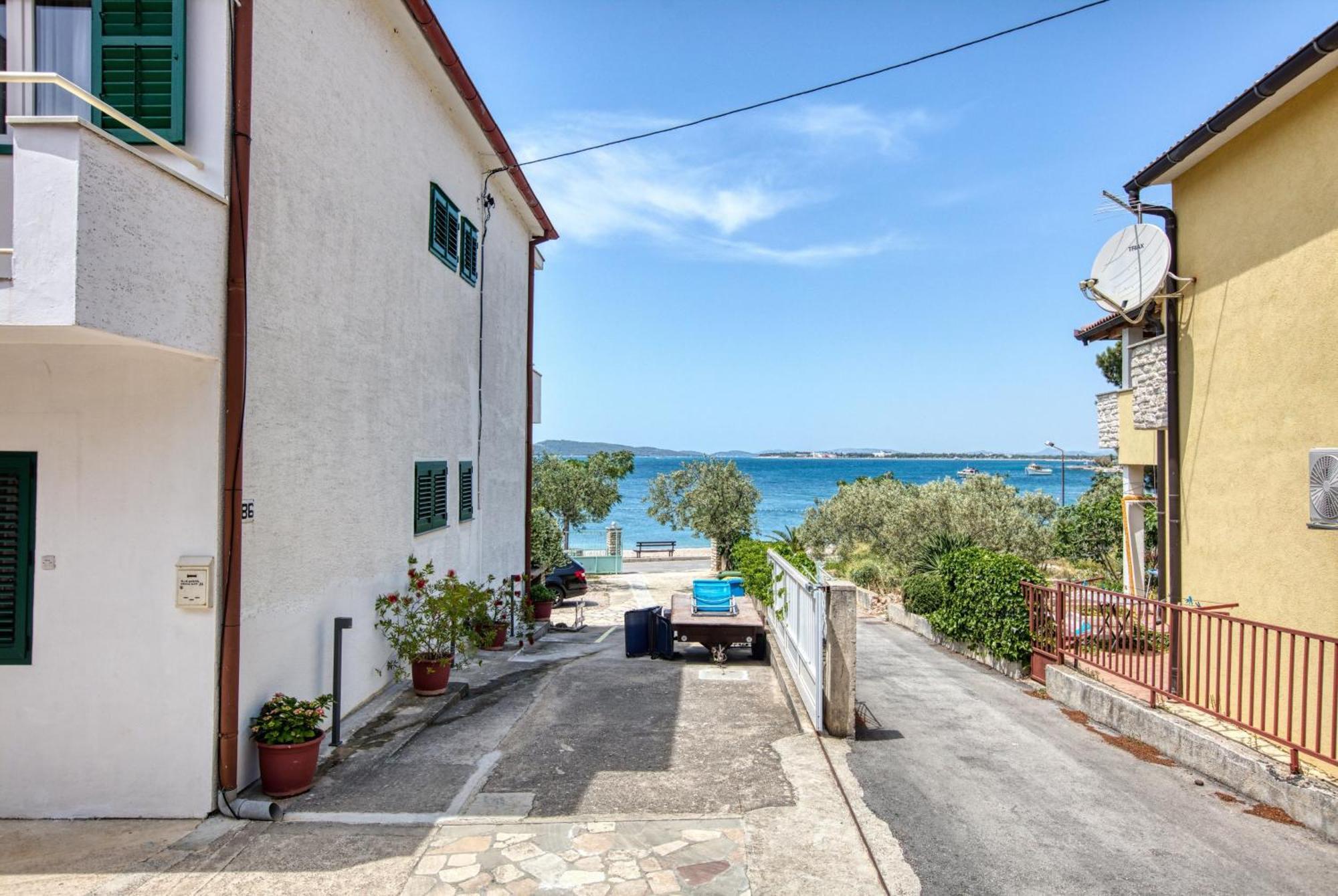 Family Friendly Seaside Apartments Brodarica, Sibenik - 4833 Brodarica  Esterno foto